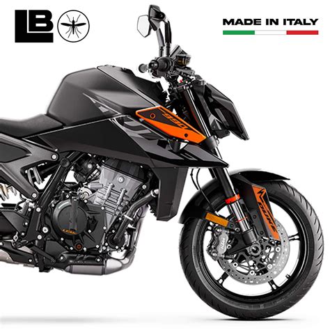 Infografica sui vantaggi degli adesivi per moto