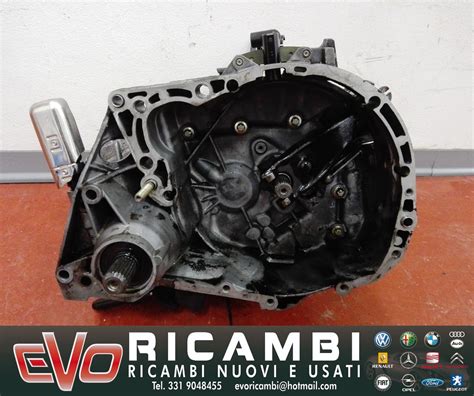 Renault Kangoo con schema del cambio