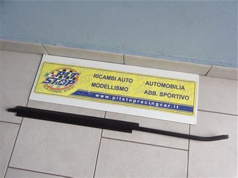 Modanatura esterna porta auto