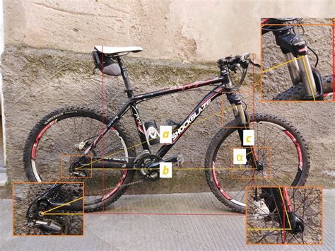 Schema geometrico di una mountain bike con evidenziato l'angolo di sterzo
