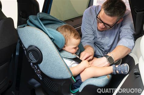 Installazione corretta di seggiolini auto ISOFIX nel Volkswagen Tiguan Allspace