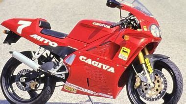 Cagiva Mito con cerchi neri