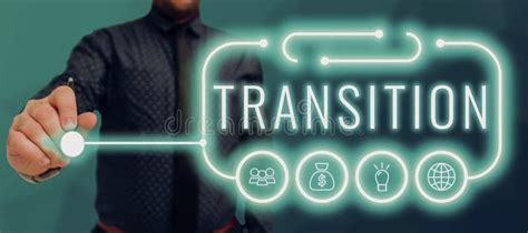 Immagine concettuale che mostra la transizione da un giornale cartaceo a onde sonore