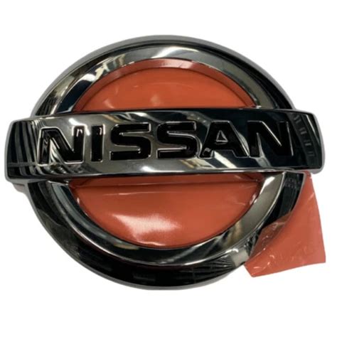 Codice ricambio 62890 per fregio Nissan