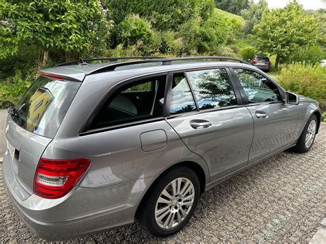 Mercedes C220 CDI W204 Station Wagon in autostrada