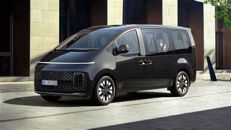 Hyundai Staria frontale