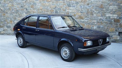 Locandina pubblicitaria storica dell'Alfa Romeo Alfasud