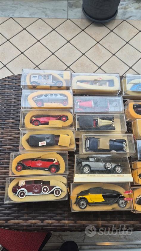 Collezione di macchinine a pedali d'epoca