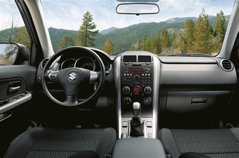 Interni della Suzuki Grand Vitara 2008