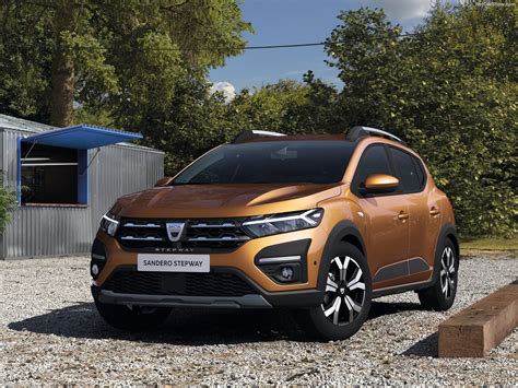 Dacia Sandero Stepway 2021 con cerchi da 16 pollici