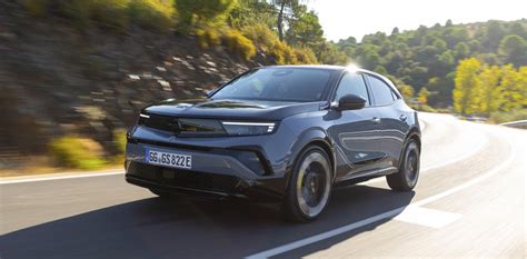 Opel Mokka vista frontale con design Vizor