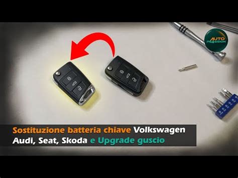 immagine illustrativa di una batteria per chiave auto e posizione del vano di alloggiamento
