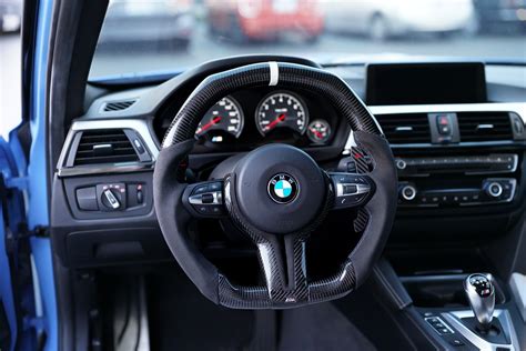 Dettaglio airbag volante BMW