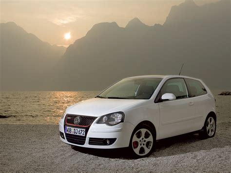 Dettaglio mascherina e fari Volkswagen Polo GTI 2006