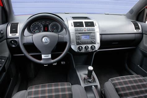 Interni Volkswagen Polo GTI 2006