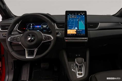 Interni Mitsubishi ASX con plancia digitale