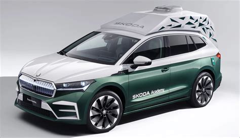 Skoda Enyaq Roadiaq concept car esterno