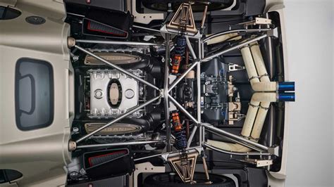 Motore V12 AMG della Pagani Utopia