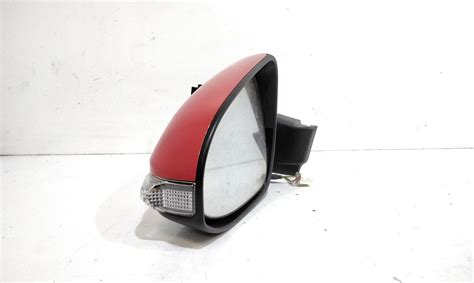 Specchietto retrovisore Yaris con freccia a LED integrata