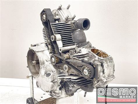 Ducati Monster 696 motore esposto