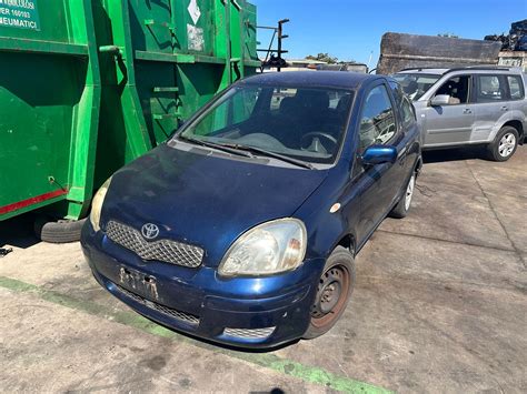 Esempio di vari ricambi auto per Toyota Yaris