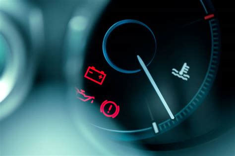 Icona di avviso TPMS sul cruscotto