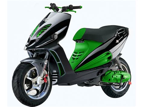 Scooter Malaguti F12 Phantom in diverse colorazioni