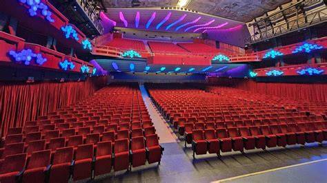 Auditorium del Teatro Ariston durante un evento