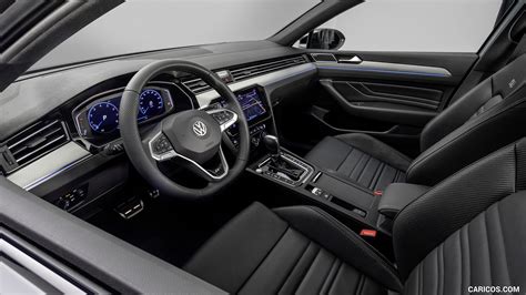 Interni Volkswagen Passat R-Line Edition