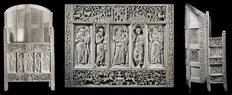 Cattedra di Massimiano esposta nel Museo Arcivescovile