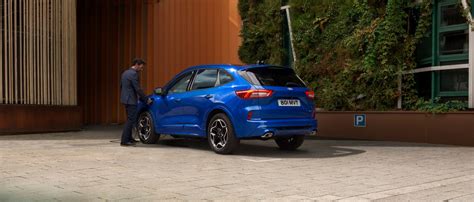 Sedili posteriori scorrevoli della Ford Kuga