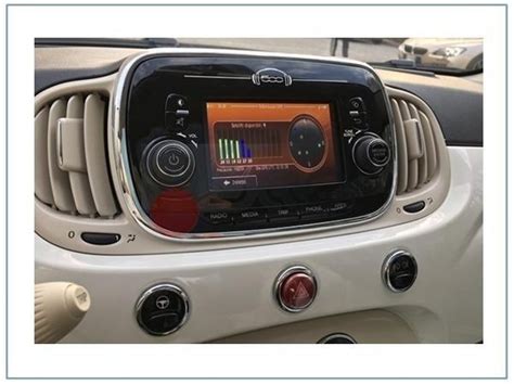 Navigatore integrato Fiat 500 Uconnect 5 pollici