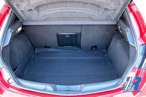 Schema vano bagagliaio Alfa Romeo Giulietta con spazio per ruotino