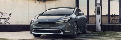 Toyota Prius Plug-in Hybrid in fase di ricarica