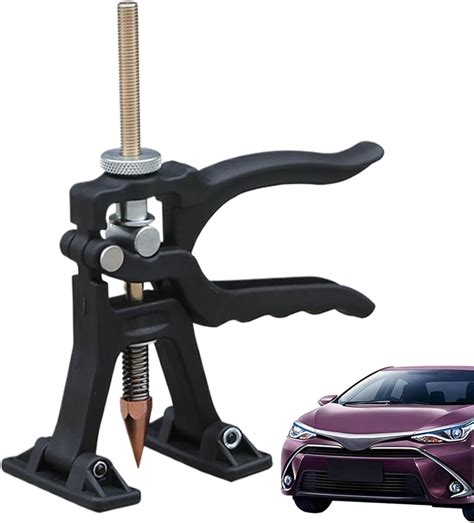 Attrezzi specifici per la riparazione della carrozzeria automobilistica