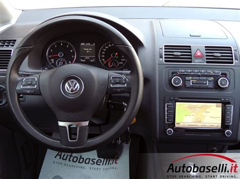 Interni Volkswagen Touran EcoFuel allestimento Highline