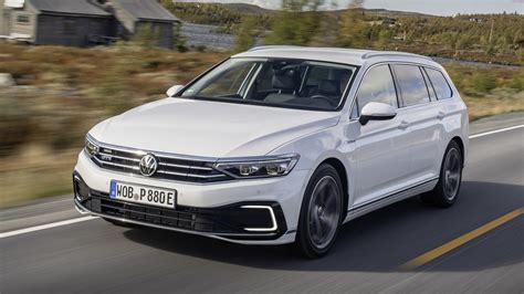 Volkswagen Passat GTE Variant vista laterale