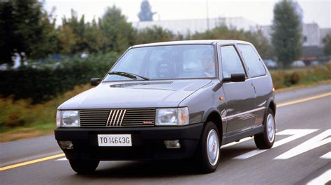Esterni della Fiat Uno Turbo i.e.