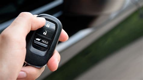 Internal components of a car key remote