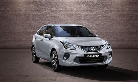 Suzuki Baleno vista frontale