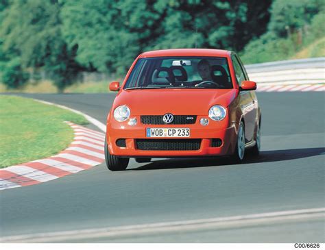 Volkswagen Lupo GTI in strada