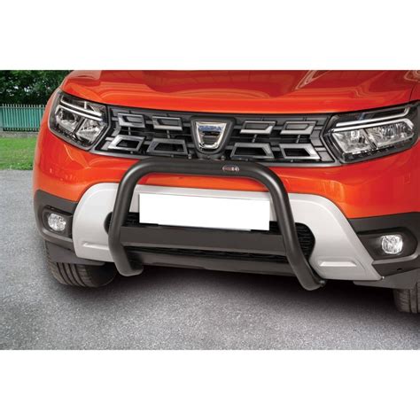 Dacia Duster con barra di protezione posteriore in acciaio inox