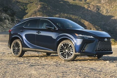 Lexus RX più recente design esterno