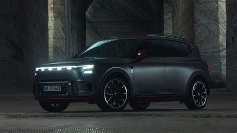 Un SUV elettrico moderno Smart #5 Brabus che mostra il design della nuova generazione