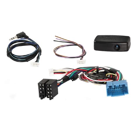 Esempio di un kit plug and play per comandi al volante con cavi e interfaccia