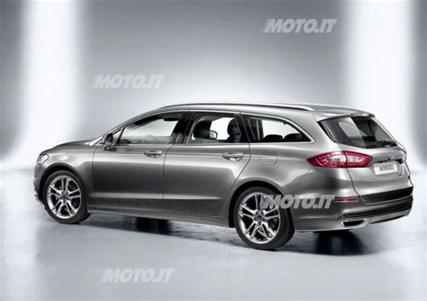 Ford Mondeo station wagon con deflettori