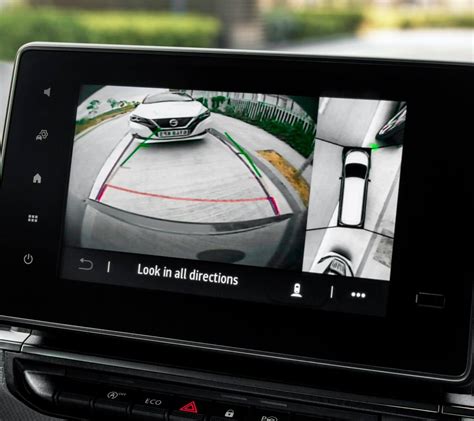 Schema di posizionamento delle telecamere nell'Around View Monitor del Nissan Qashqai
