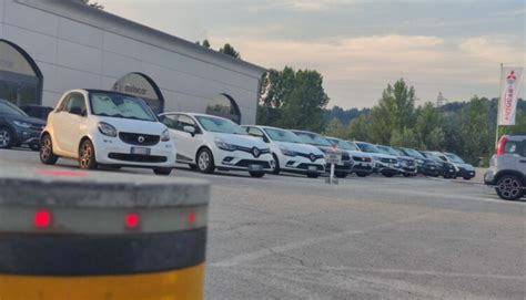 Parco auto aziendale con SUV immatricolati N1