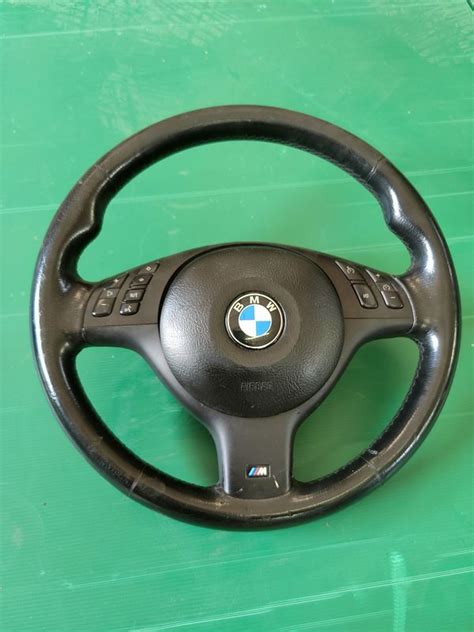 Interni BMW E46 Coupé con volante multifunzione