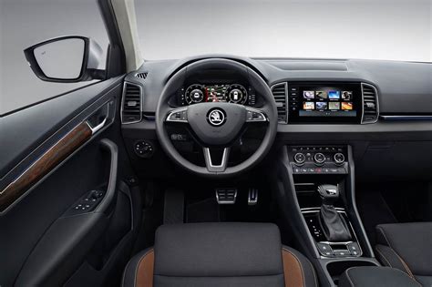 Interni spaziosi e configurabili di Skoda Karoq